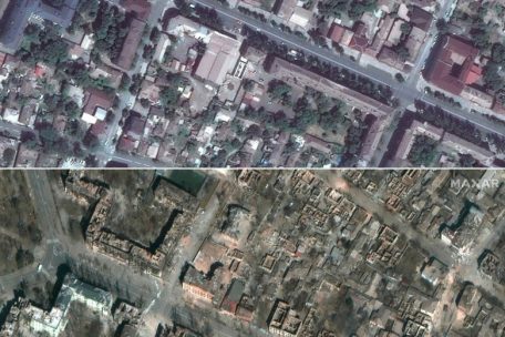 Totale Zerstörung: Beide Satellitenbilder zeigen die Stadt Mariupol – das obere entstand am 21. Juni 2021, das untere an diesem Dienstag