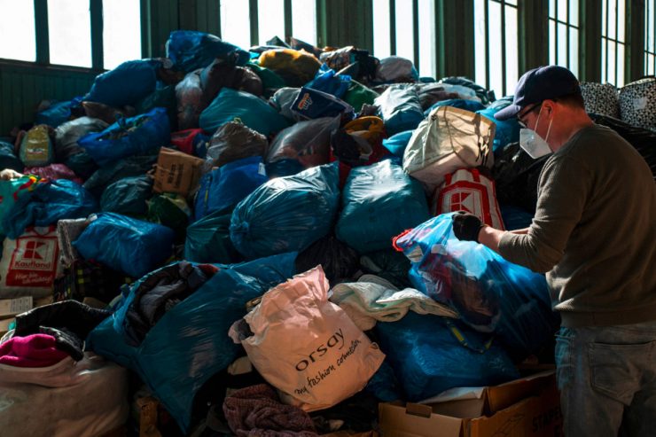 Ukraine-Krise / Luxemburger Flüchtlingshelferin über die Spenden: „Das liegt jetzt alles auf einem Haufen“