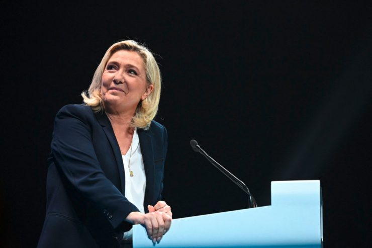 Editorial / Auf eine Präsidentin Marine Le Pen könnte Putin zählen