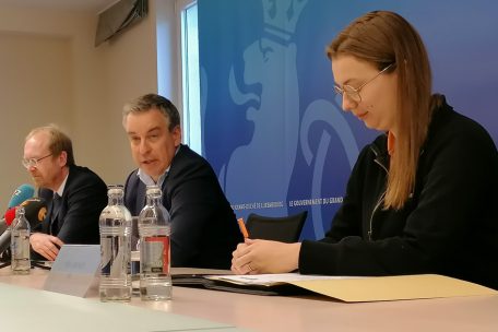 Studienbeihilfen / Claude Meisch stellt 10-Millionen-Euro-Paket für Studierende vor