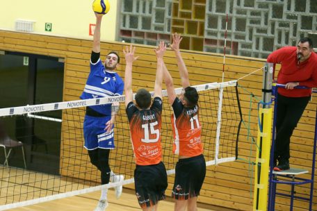 Steve Weber (Nummer 9) und sein Team aus Strassen müssen zur Höchstform auflaufen