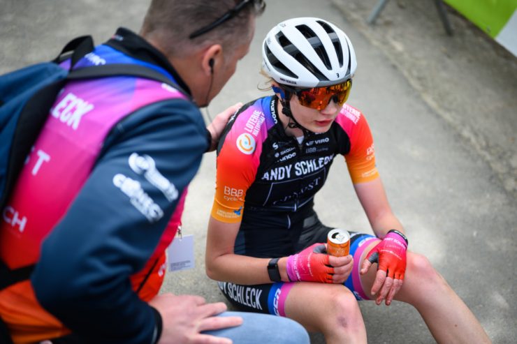 Radsport / In unterschiedlichen Rollen: Nina Bertons und Claire Fabers Aufgaben bei der Flèche Wallonne
