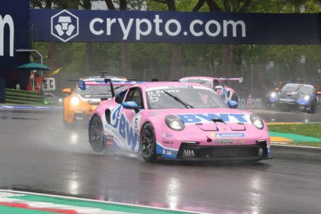 Porsche Supercup / Pereira jubelt beim Regentanz in Imola