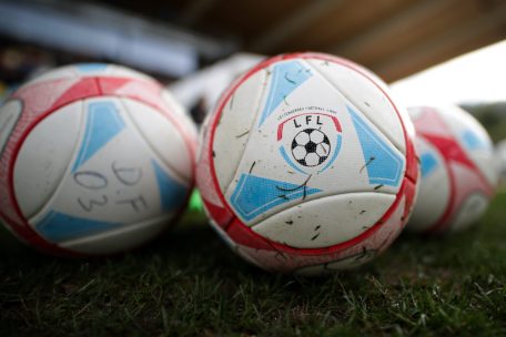 Fußball / Fünf oder sieben: Das sagen die Vereine über die neue Erstlizenzregel