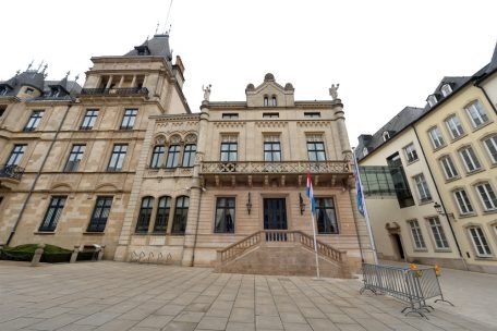 Causa Dieschbourg / Luxemburger Parlamentsverwaltung und Abgeordnete wahren Geheimhaltung um juristisches Gutachten