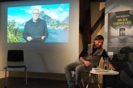 Der falsche Tomas (2): Schriftsteller Guy Helminger (und Moderator Tim Reuter)