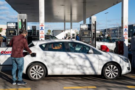 Luxemburg / Weiterer Preissprung an der Tanke: Super 98 wird zwölf Cent teurer, Diesel aber etwas billiger