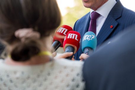 Großherzog Henri im Gespräch mit den Medienvertretern aus Luxemburg