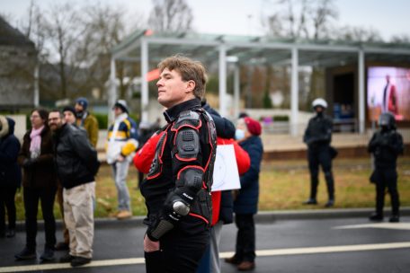 Justiz / Sechs Monate Haft für Impf- und Corona-Maßnahmen-Gegner Peter Freitag gefordert