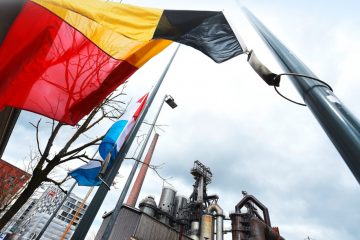 Arbeit / Luxemburg zieht hoch- und geringqualifizierte Grenzgänger an