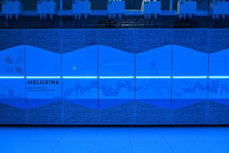 Schöne Fassade: das Äußere des Supercomputers „Meluxina“