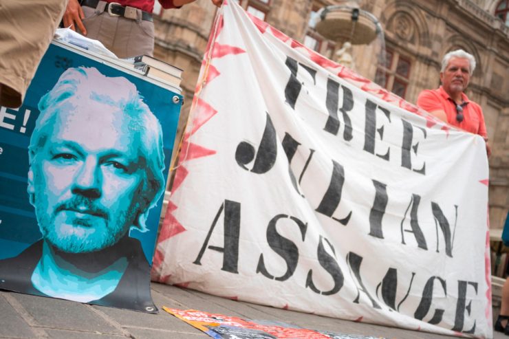 WikiLeaks-Gründer / Großbritannien genehmigt Auslieferung von Julien Assange an die USA