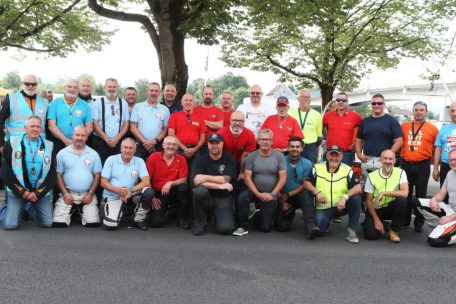 Mit Zweirädern und PS unterwegs: die Motorrad-Posten des Remicher Ironman