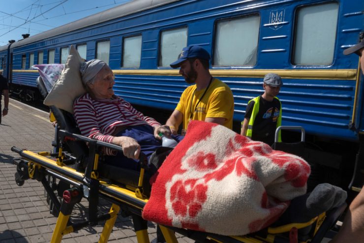 Ukraine-Krieg / „Wir sind bereit“: Selenskyj erwartet vor Gipfel-Marathon verstärkte russische Angriffe
