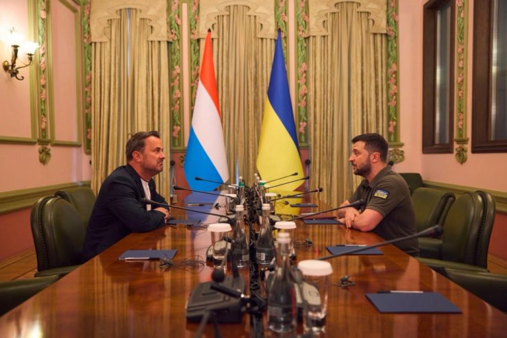 Ukraine-Besuch / Bettel und Selenskyj treffen sich in Kiew: „Den Wiederaufbau gehen wir gemeinsam an“