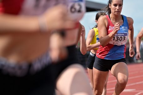 Charline Mathias holte den Meistertitel über 800 Meter