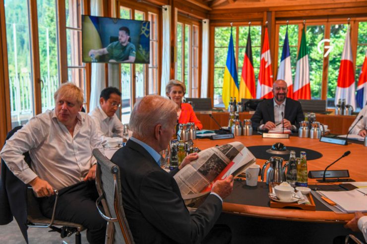 G7-Treffen / Die geschlossenen Sieben: Die Beschlüsse erhöhen den Druck auf Russland