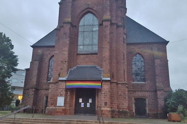 Bistum Trier / Katholischer Kirche laufen die Mitglieder in Scharen davon