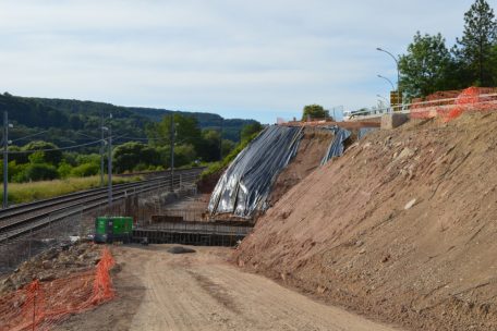 … und auf Schierener Seite werden in Kürze mit Beton ausgegossen