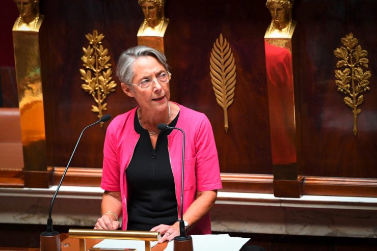 France / A l’Assemblée, l’opposition mélenchoniste se déchaîne contre le „grand oral“ de Mme Borne