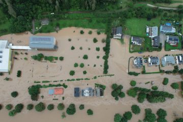 Hochwasser / Wiederaufbau der Mehrzweckhalle in Born kostet 42 Millionen Euro