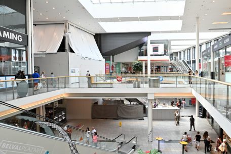 Momentan wird am Medi-Market und am Fundament für die zukünftige Food-Hall im zweiten Stockwerk gearbeitet