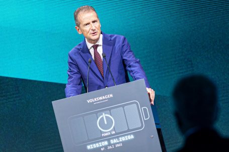 Wirtschaft / Diess tritt als VW-Konzernchef ab – Nachfolger kommt von Porsche