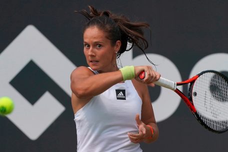 Russlands beste Tennisspielerin Darja Kassatkina hat sich geoutet und erklärt, eine Lebenspartnerin zu haben