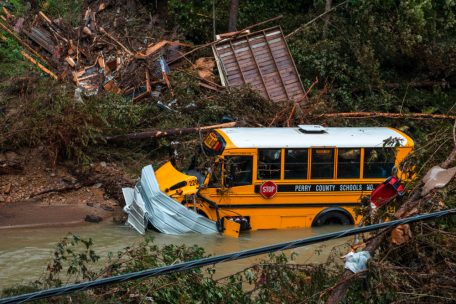 Klimawandel / Überflutungen und Stürme verursachen weltweit Schäden über 70 Milliarden Euro