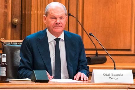 Cum-Ex-Skandal / Deutschlands Kanzler Olaf Scholz erinnert sich auch in Hamburg an nichts