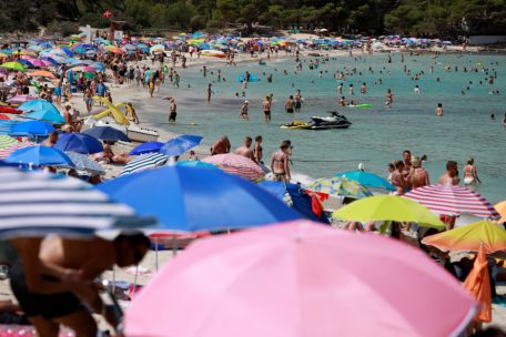 Der Fluch der Beliebtheit / In Mallorca gehen die Bewohner gegen den Massentourismus auf die Barrikaden