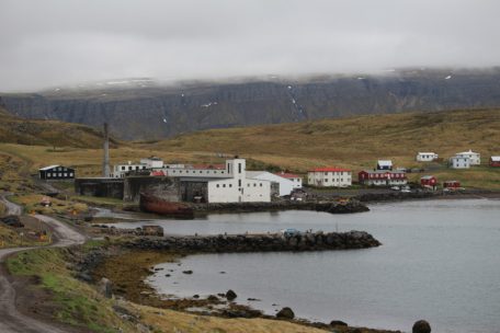Djúpavík ist wohl einer der abgelegensten Orte weltweit