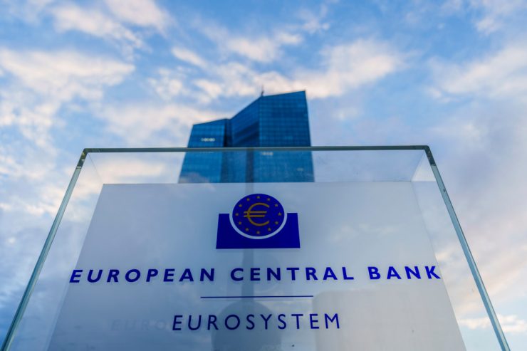 Geldpolitik / EZB stemmt sich gegen Rekordinflation: Historische Zinserhöhung um 0,75 Prozent