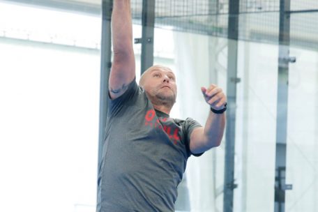 Cousin des Tennis / Hoher Fun-Faktor im Glashaus: Padel ist die neue Trendsportart