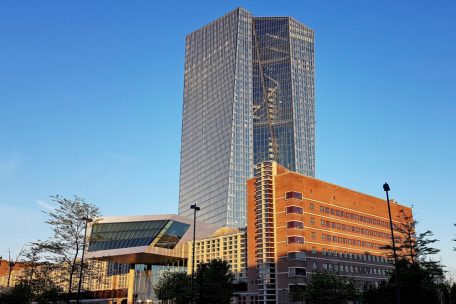 Hohe Inflationsrate / Euro-Währungshüter sind sich uneins: Entschlossenes Handeln oder kleine Schritte