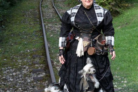 Für Steampunk-Aficionados ist das Event im Fond-de-Gras ein absolutes Muss – und auch für ihre vierbeinigen Begleiter