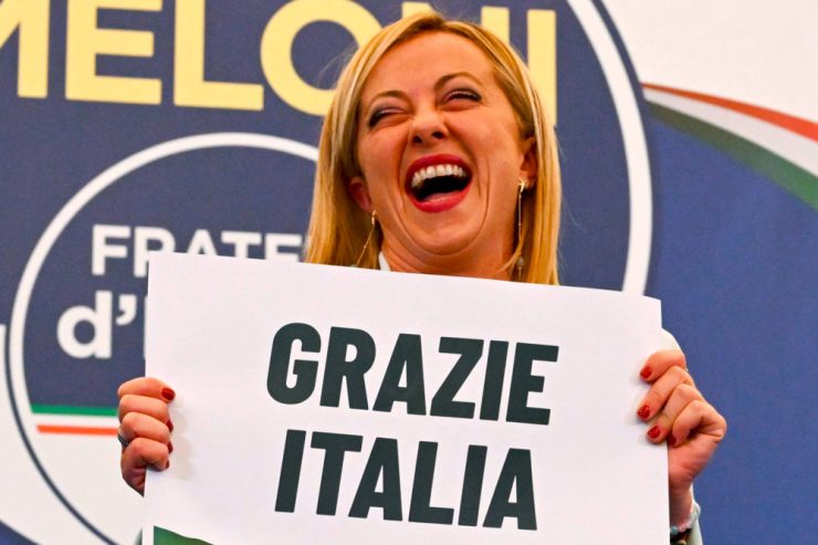 Italien / Berlusconi und Salvini unterstützen Meloni als künftige Regierungschefin