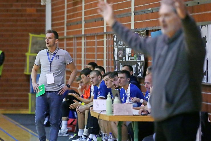Handball / Rafael 1, Papa 0: Das Zmijewski-Vater-Sohn-Trainerduell in der AXA League