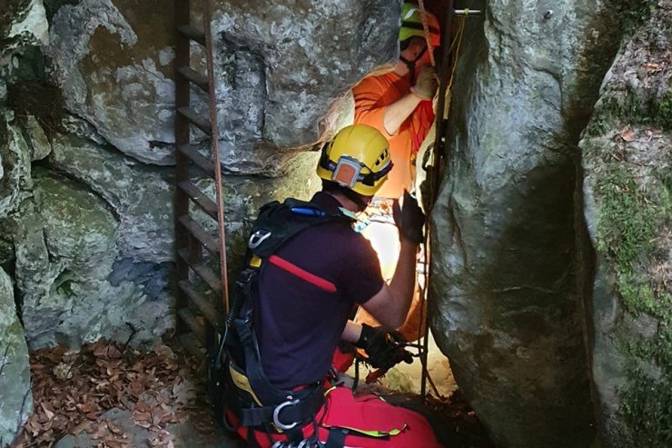 Berdorf / Spezial-Einheit des CGDIS hilft verunglücktem Höhlenforscher