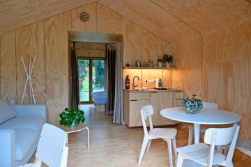 Hütten am Minett-Trail / Monnerich setzt auf Unterkünfte aus Pappe