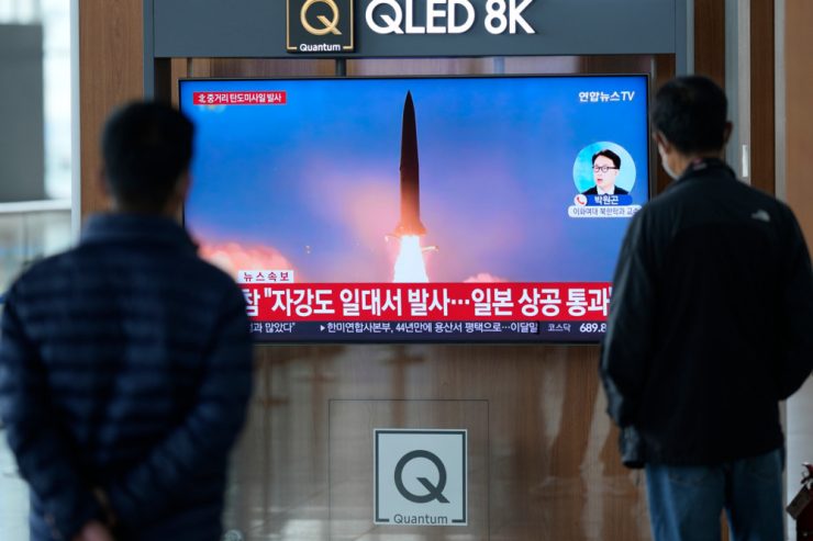 Entgegen UN-Resolutionen / Alarm in Japan: Ballistische Rakete aus Nordkorea am Himmel