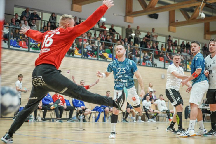 Handball-Europapokal / Red Boys stürmen mit Machtdemonstration gegen Vilnius ins 1/16-Finale