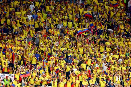 Fans aus Ecuador feuern ihre Mannschaft an
