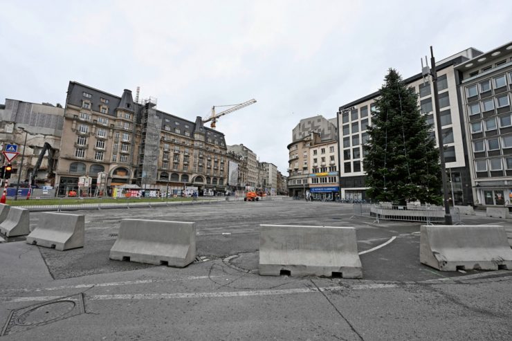 Neugestaltung der Place de la Gare / Minister will einen unterirdischen Fahrradparkplatz, die Stadt zuerst eine Bürgerbeteiligung