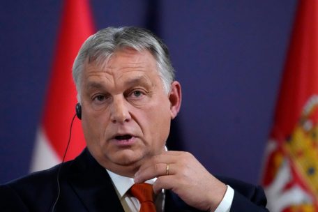 Kommentar / Orban spielt Putins Spiel