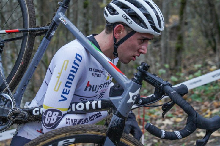 Cyclocross / Fünfter Lauf des Skoda Cross Cup in Cessingen: Belgischer Erfolg durch Elio Clarysse