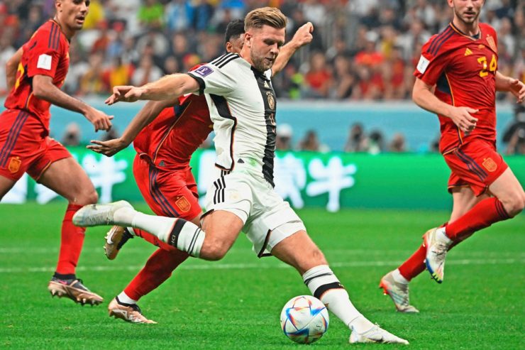 WM / Füllkrug rettet Deutschland einen Punkt