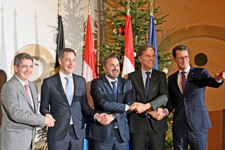 Burglinster  / Gemeinsam sind wir stärker: Belgien, Niederlande und Luxemburg wollen Beispiel für gelebtes Europa sein