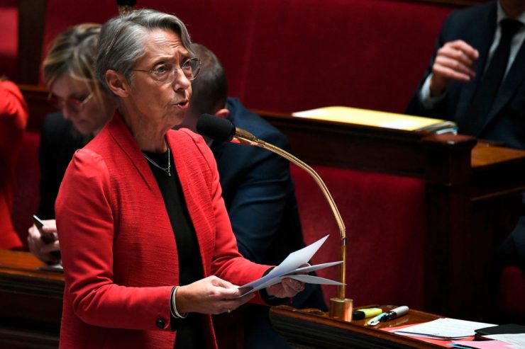 France / Nouvelles épreuves parlementaires en vue pour un gouvernement Borne peu uni
