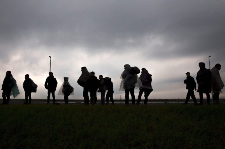 Bericht / Asylsuchende werden an EU-Außengrenze eingesperrt und misshandelt